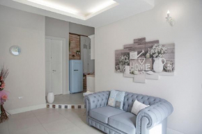 Enry White House Cagliari